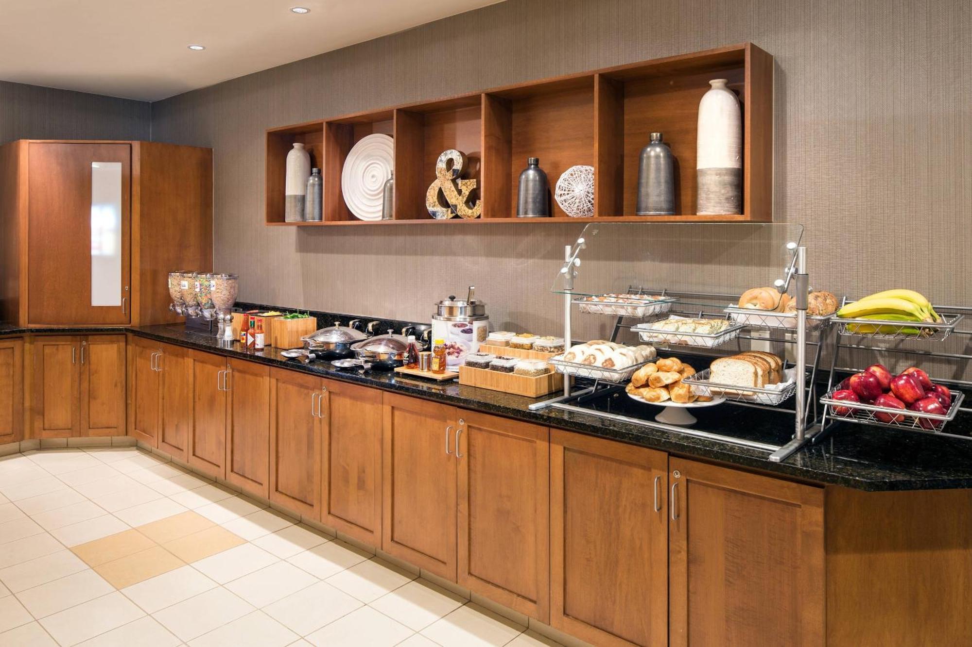 Springhill Suites Bakersfield Bagian luar foto