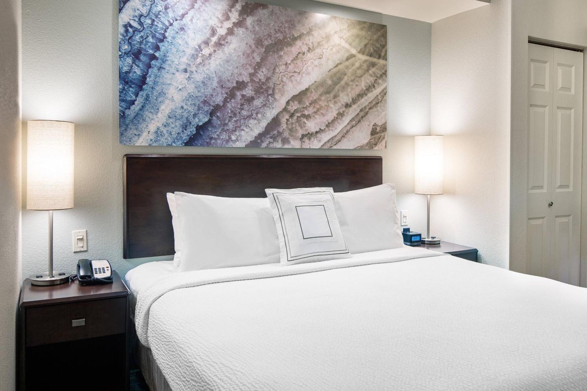 Springhill Suites Bakersfield Bagian luar foto