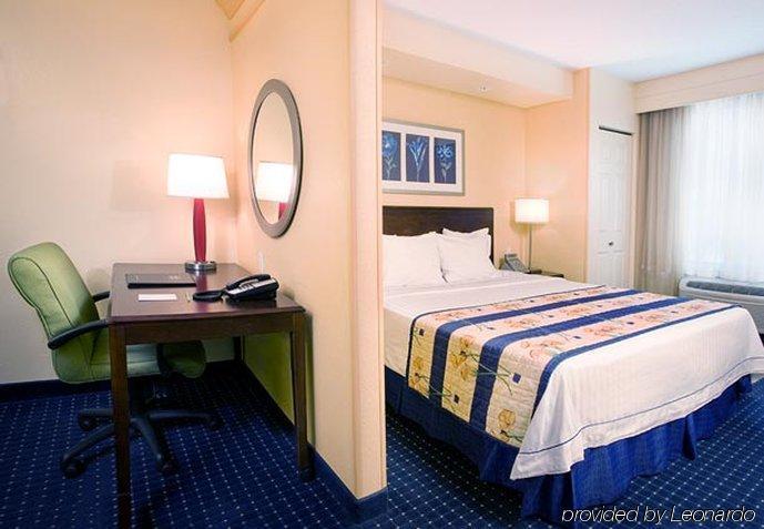 Springhill Suites Bakersfield Bagian luar foto